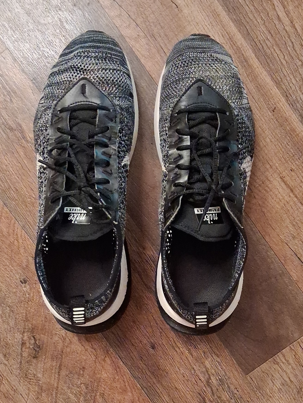 Nike Knit Black & White Running Shoes